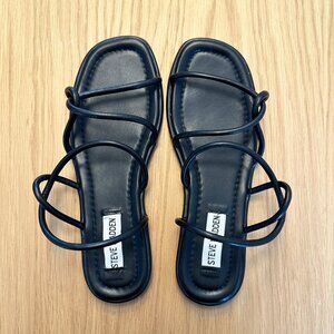 Steve Madden Flaze Sandals Black Interlocked Strap Flat 7.5